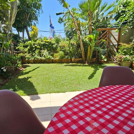 Holiday Garden Apartment Кесарія Екстер'єр фото